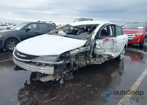 2015 Chrysler 200 Limited z USA, uszkodzony, nr VIN 1C3CCCABXFN755467